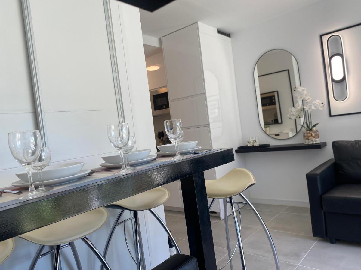 Modern Sea View Studio In Benal Beach Benalmadena Exterior photo